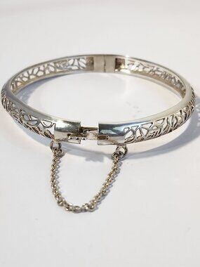 925 Sterling Silver Floral Filigree Hinged Bangle Bracelet Safety Chain